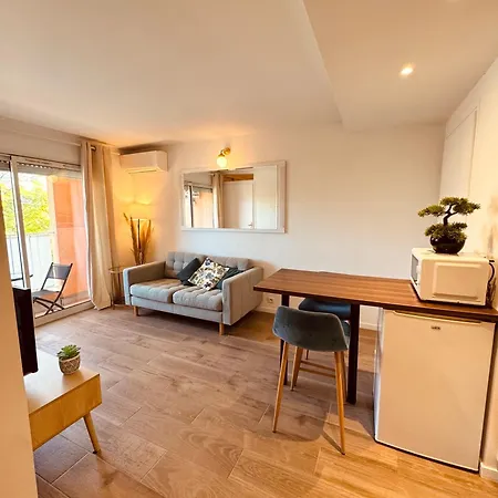 Appartement Claelle - 200m Mandelieu