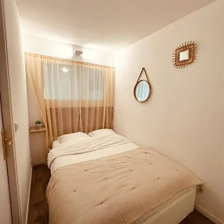 Claelle - 200m Appartement