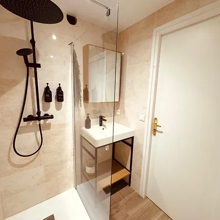 Claelle - 200m Appartement