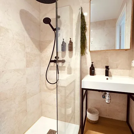 Claelle - 200m Appartement *